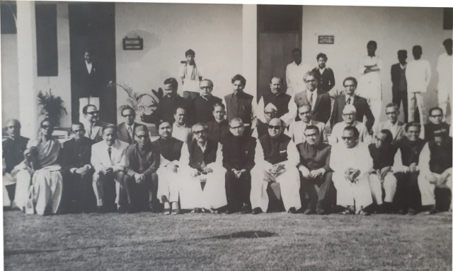 সংবিধান প্রণয়ন কমিটি ( Constitution Drafting Committee)